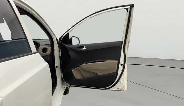 2019 Hyundai Grand i10 SPORTZ 1.2 KAPPA VTVT, Petrol, Manual, 32,910 km, RHS Front Door