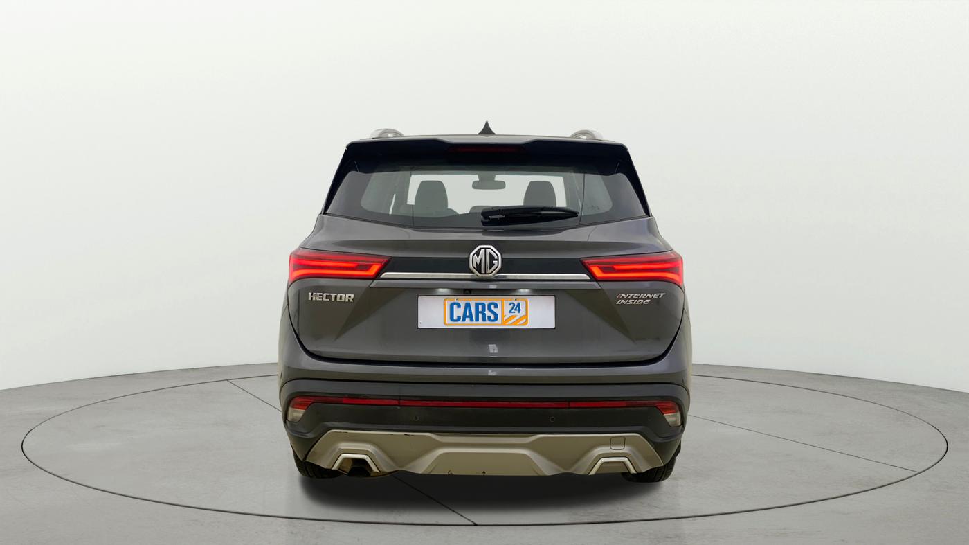 2022 MG HECTOR SHARP 1.5 CVT PETROL DUAL TONE, Petrol, Automatic, 17,166 km, Back/Rear