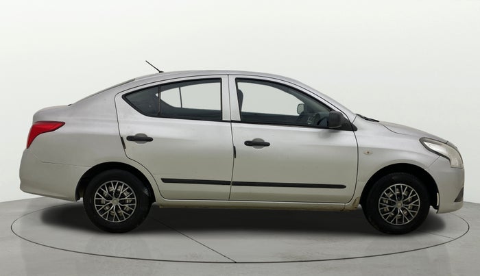 2017 Nissan Sunny XE D, Diesel, Manual, 86,028 km, Right Side View