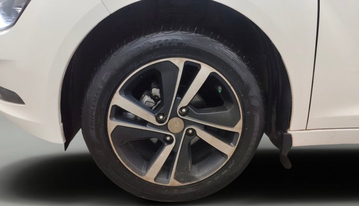 2022 Tata ALTROZ XZ PLUS PETROL, Petrol, Manual, 22,527 km, Left Front Wheel