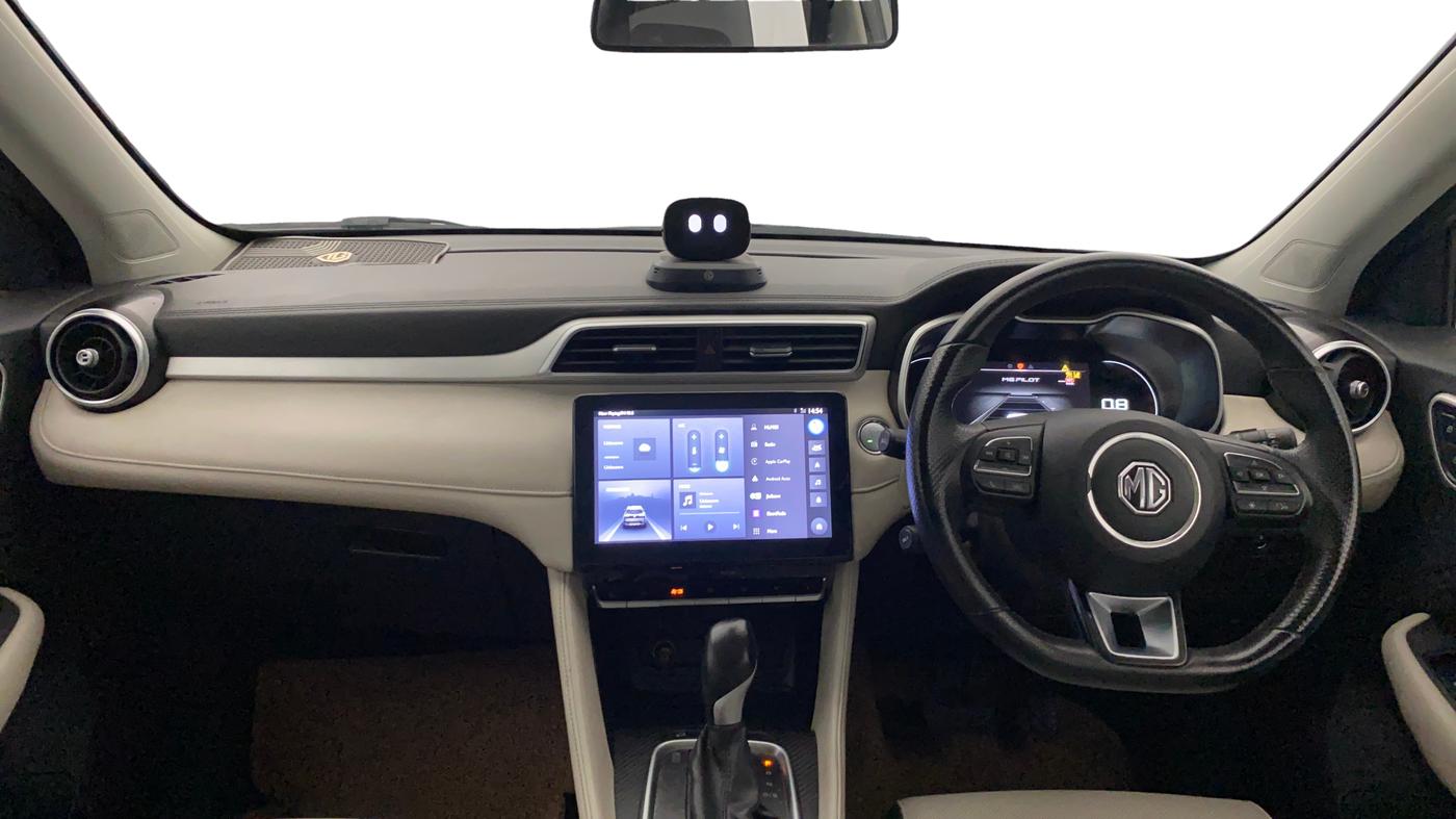 2022 MG ASTOR SAVVY 1.5 CVT, Petrol, Automatic, 90,017 km, Dashboard