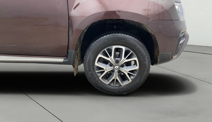 2021 Renault Duster RXZ 1.5 PETROL MT, Petrol, Manual, 38,800 km, Right Front Wheel