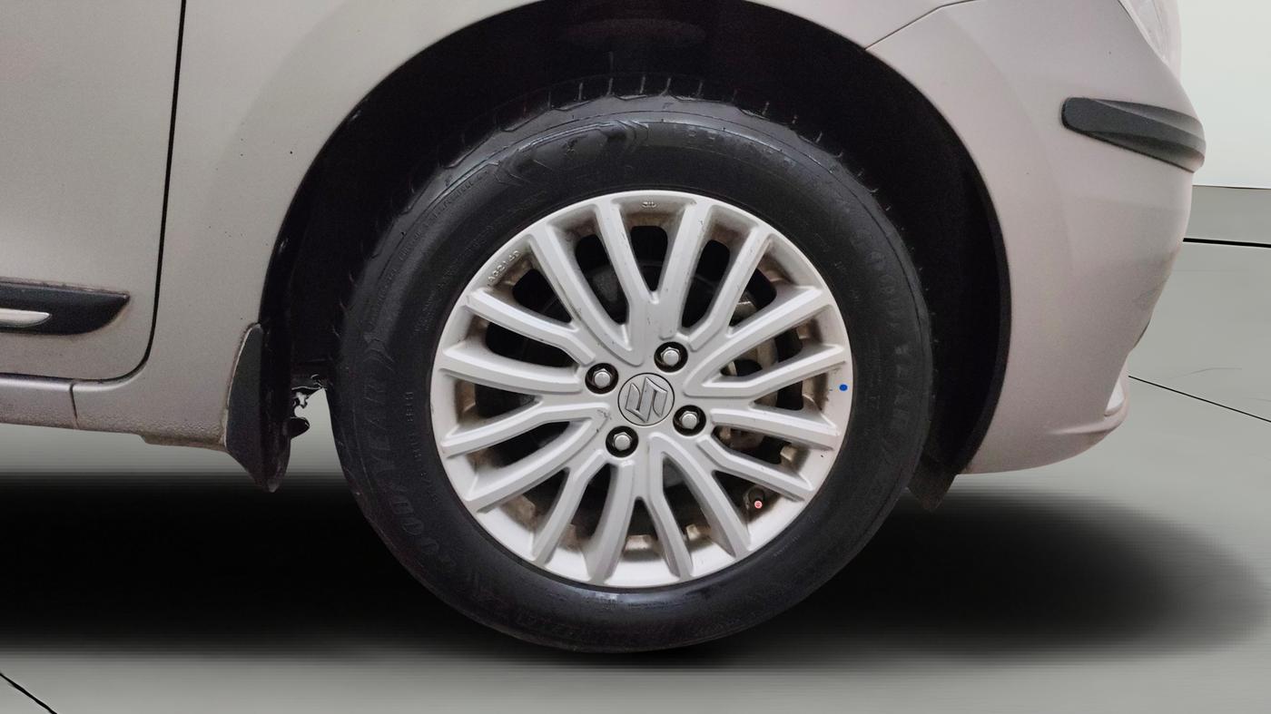 2021 Maruti Dzire ZXI AMT, Petrol, Automatic, 95,198 km, Right Front Wheel