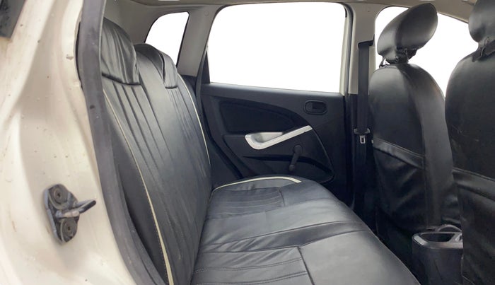 2014 Ford Figo ZXI 1.4 DIESEL, Diesel, Manual, 1,14,390 km, Right Side Rear Door Cabin