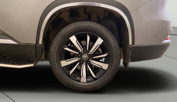 2020 MG HECTOR PLUS SHARP 1.5 PETROL TURBO DCT 6-STR, Petrol, Automatic, 75,989 km, Left Rear Wheel