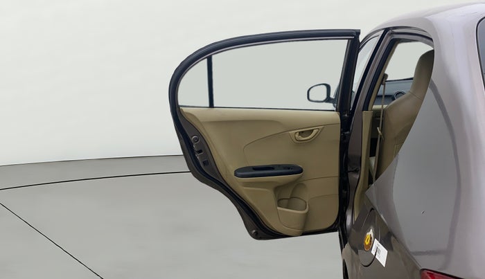 2014 Honda Amaze 1.5L I-DTEC S, Diesel, Manual, 1,19,244 km, LHS Rear Door