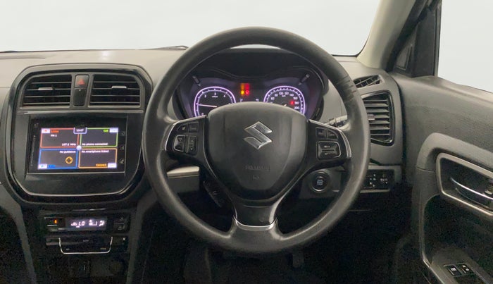 2016 Maruti Vitara Brezza ZDI PLUS, Diesel, Manual, 1,11,061 km, Steering Wheel Close Up
