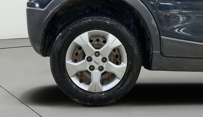 2020 Mahindra XUV300 W6 1.2 PETROL, Petrol, Manual, 83,760 km, Right Rear Wheel