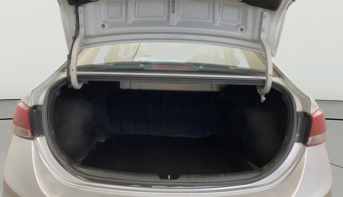 2018 Hyundai Verna 1.6 VTVT SX, Petrol, Manual, 51,957 km, Boot Open Zoomed View