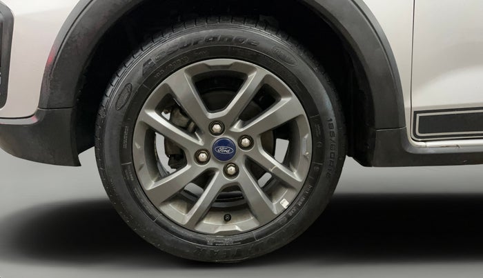 2020 Ford FREESTYLE TITANIUM 1.2 PETROL, Petrol, Manual, 17,663 km, Left Front Wheel