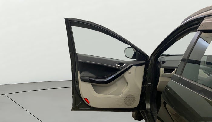 2021 Tata NEXON XZA PLUS (O) DIESEL, Diesel, Automatic, 60,757 km, LHS Front Door