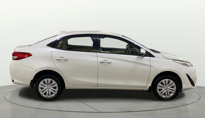 2018 Toyota YARIS G MT, Petrol, Manual, 71,573 km, Right Side View