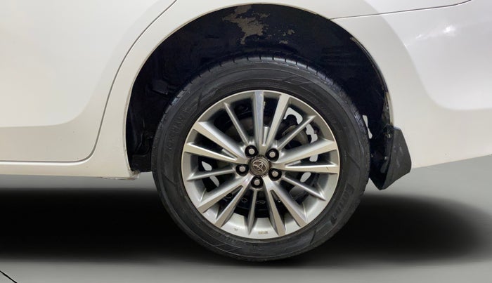 2016 Toyota Corolla Altis GL PETROL, Petrol, Manual, 90,270 km, Left Rear Wheel
