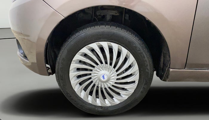 2019 Tata Tiago XZ PETROL, Petrol, Manual, 67,604 km, Left Front Wheel