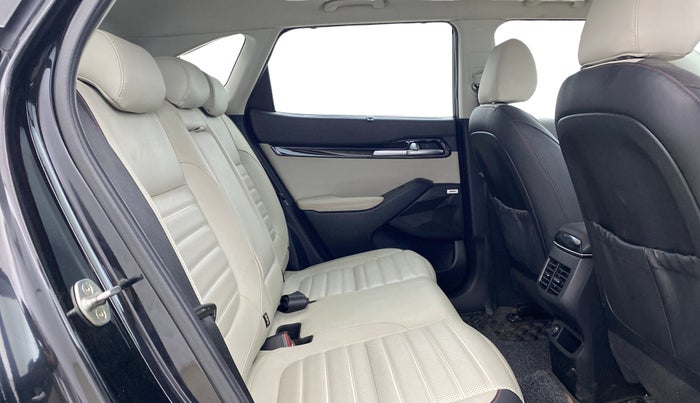 2019 KIA SELTOS GTX PLUS DCT 1.4 PETROL, Petrol, Automatic, 39,819 km, Right Side Rear Door Cabin