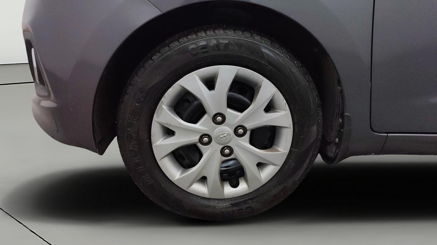 2015 Hyundai Grand i10 MAGNA 1.2 KAPPA VTVT, Petrol, Manual, 26,721 km, Left Front Wheel