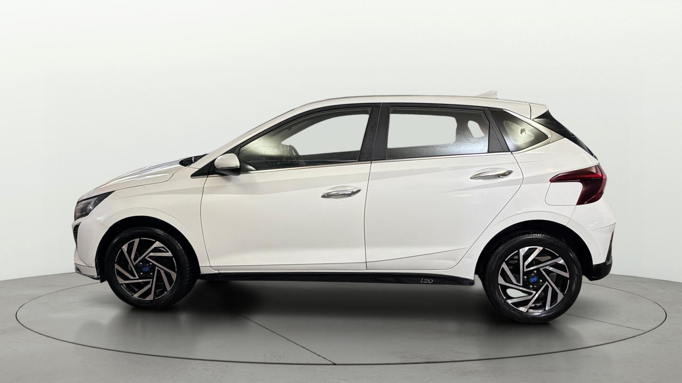 2023 Hyundai NEW I20 ASTA (O) 1.2 MT, Petrol, Manual, 23,176 km, Left Side