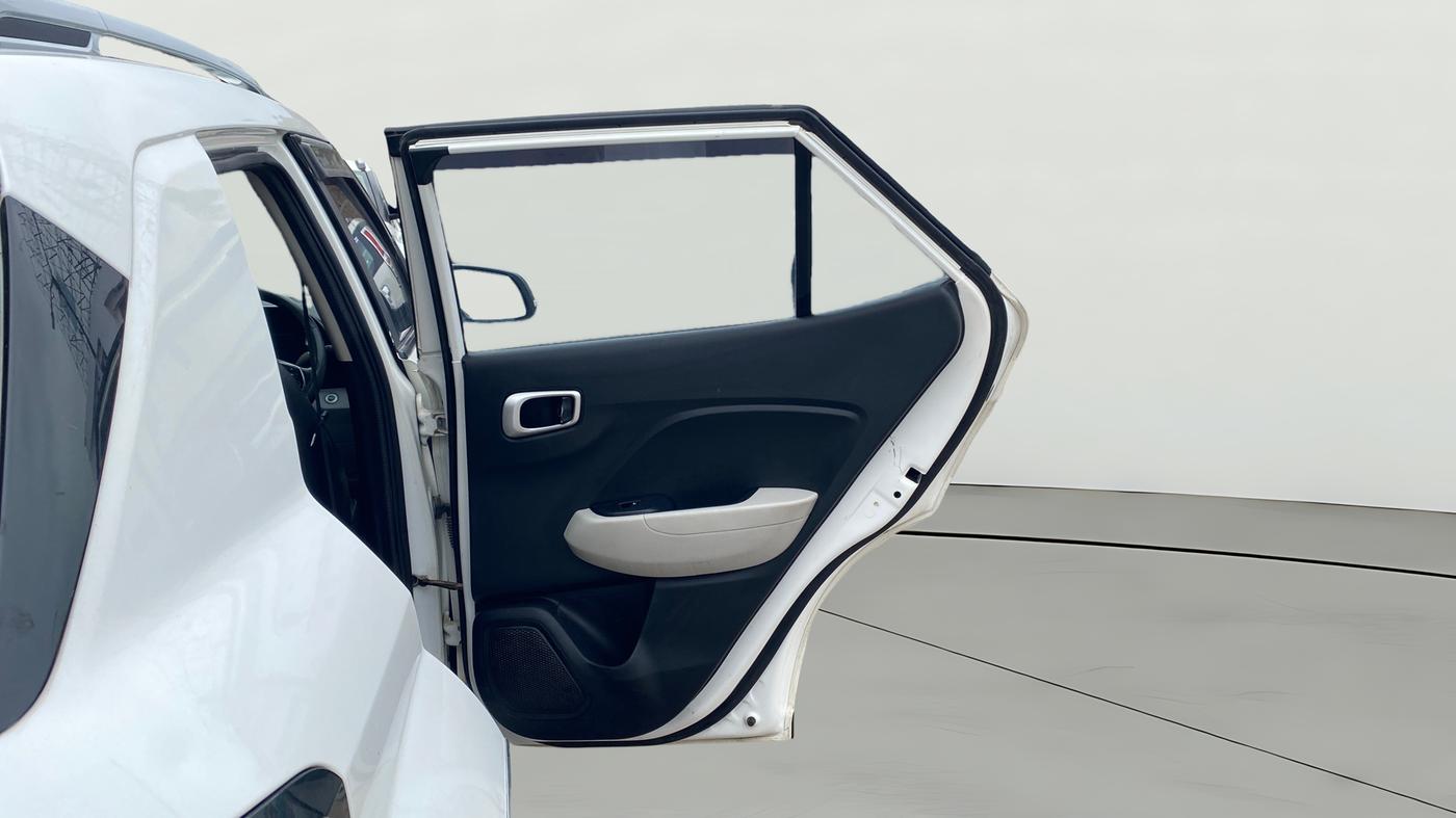 2023 Hyundai VENUE SX 1.2 PETROL, Petrol, Manual, 51,222 km, RHS Rear Door
