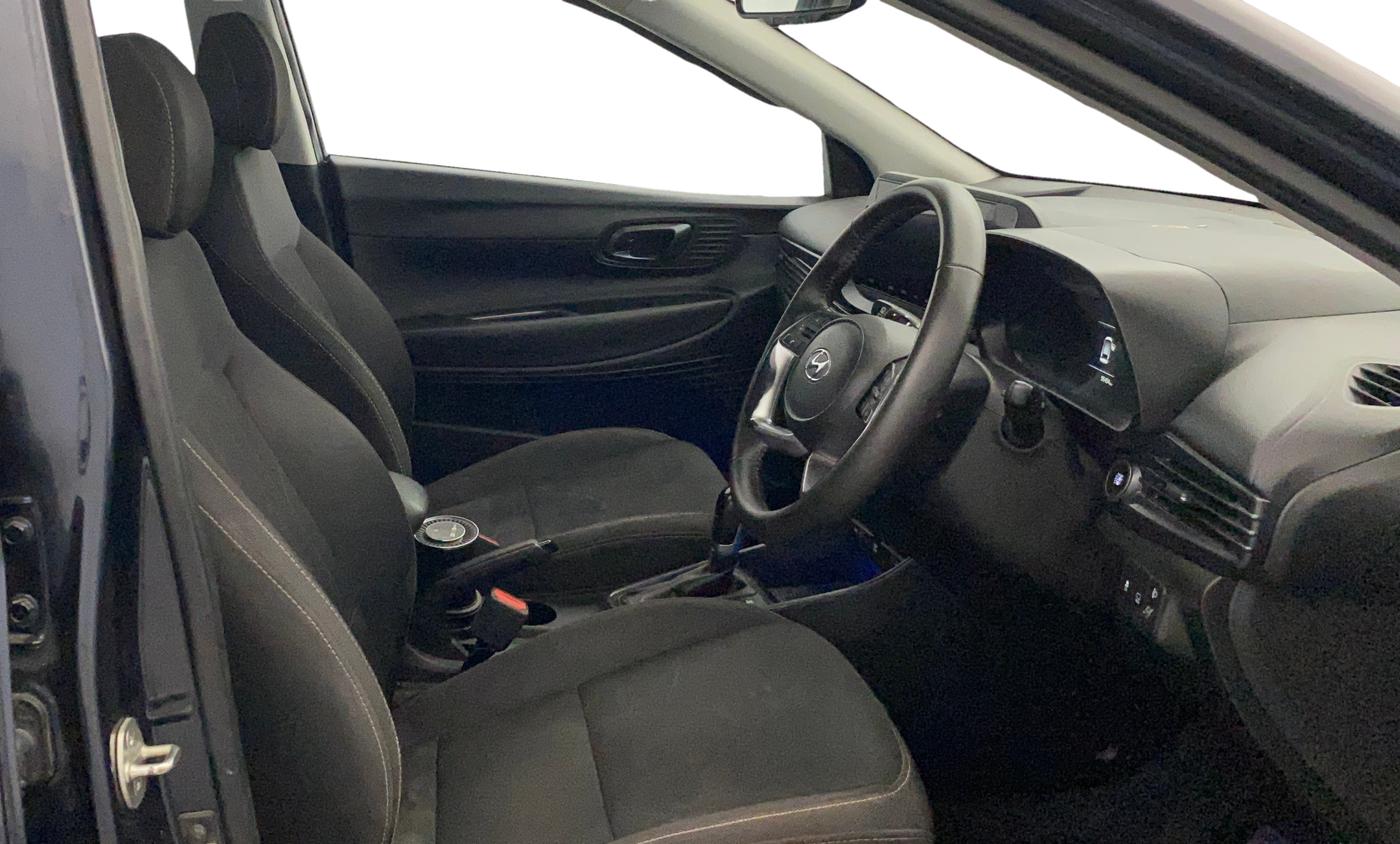 2023 Hyundai NEW I20 ASTA (O) 1.2 IVT, Petrol, Automatic, 55,448 km, Right Side Front Door Cabin