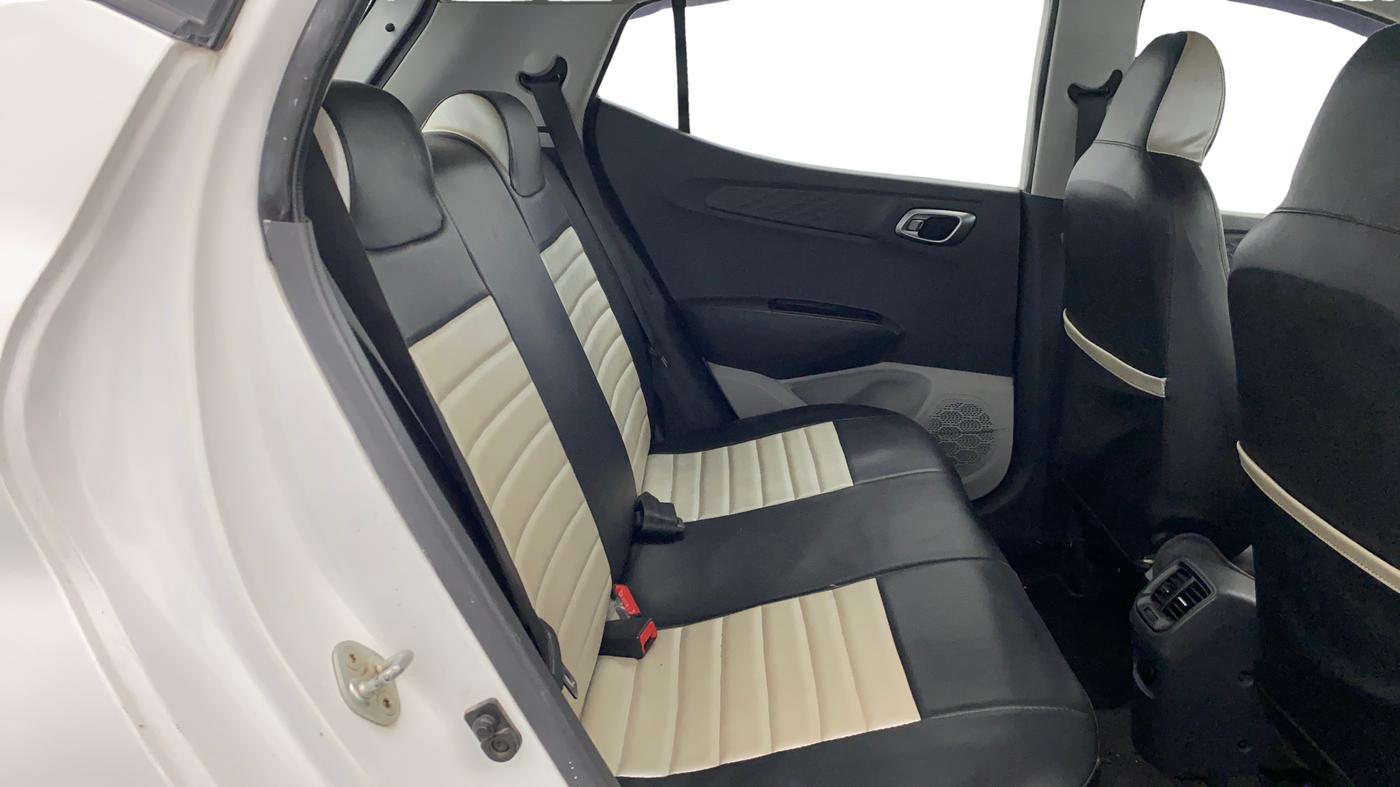 2020 Hyundai GRAND I10 NIOS SPORTZ AMT 1.2 KAPPA VTVT, Petrol, Automatic, 45,871 km, Right Side Rear Door Cabin