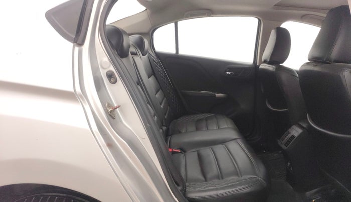 2016 Honda City 1.5L I-VTEC VX, Petrol, Manual, 44,977 km, Right Side Rear Door Cabin