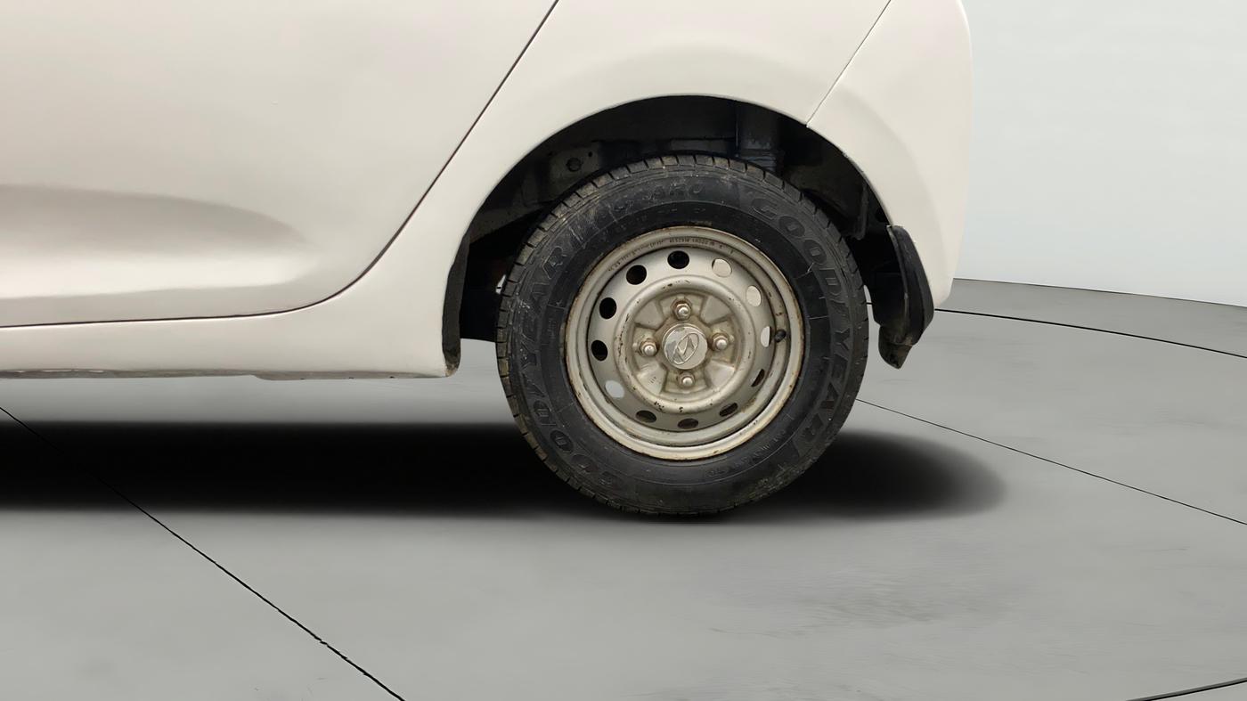 2016 Hyundai Eon D-LITE+, Petrol, Manual, 32,755 km, Left Rear Wheel