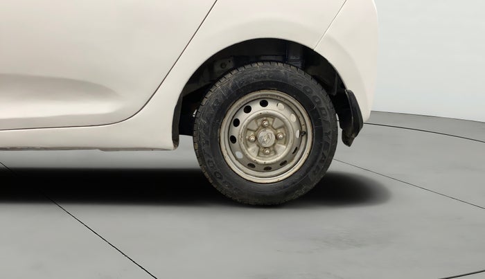 2016 Hyundai Eon D-LITE+, Petrol, Manual, 32,755 km, Left Rear Wheel