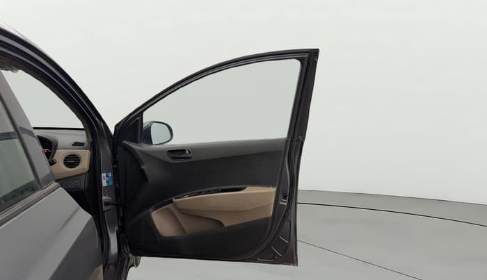 2017 Hyundai Grand i10 MAGNA AT 1.2 KAPPA VTVT, Petrol, Automatic, 75,020 km, RHS Front Door