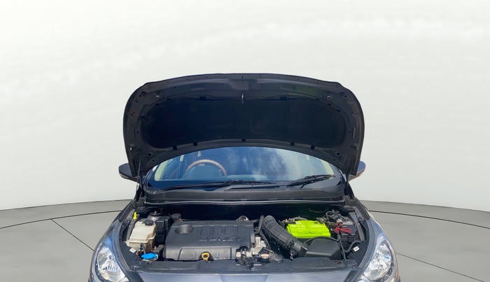 2012 Hyundai Verna FLUIDIC 1.6 CRDI SX, Diesel, Manual, 94,556 km, Open Bonet