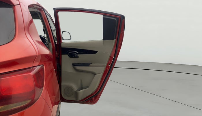 2016 Mahindra Kuv100 K6 PLUS D 6 STR, Diesel, Manual, 85,537 km, RHS Rear Door