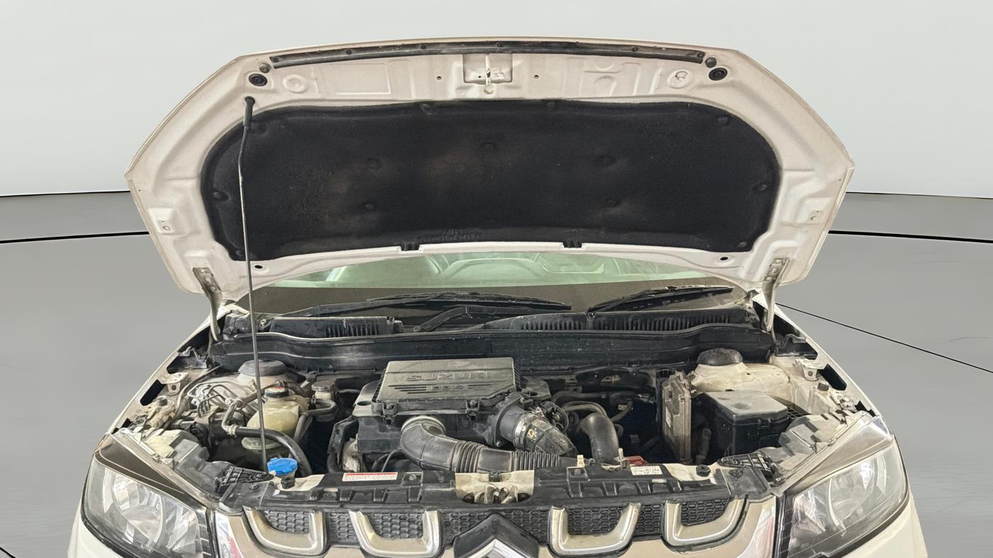 2019 Maruti Vitara Brezza VDI, Diesel, Manual, 68,648 km, Open Bonet
