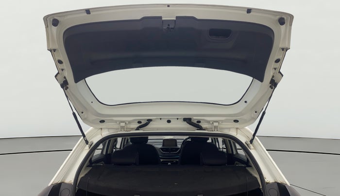 2021 Tata ALTROZ XZ PETROL, Petrol, Manual, 11,851 km, Boot Door Open