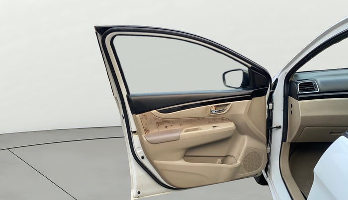 2016 Maruti Ciaz VXI+, Petrol, Manual, 95,901 km, LHS Front Door