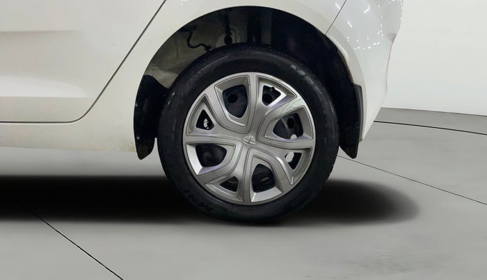 2023 Tata ALTROZ XM PLUS SUNROOF CNG, CNG, Manual, 18,802 km, Left Rear Wheel