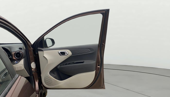 2021 Hyundai AURA SX 1.2, Petrol, Manual, 21,246 km, RHS Front Door