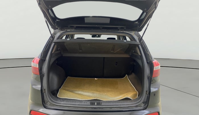 2015 Hyundai Creta SX PLUS AT 1.6 DIESEL, Diesel, Automatic, 1,28,098 km, Boot Open Zoomed View