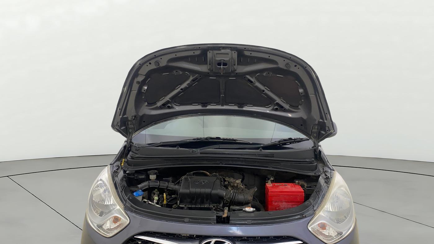 2014 Hyundai i10 SPORTZ 1.1, Petrol, Manual, 30,359 km, Open Bonet