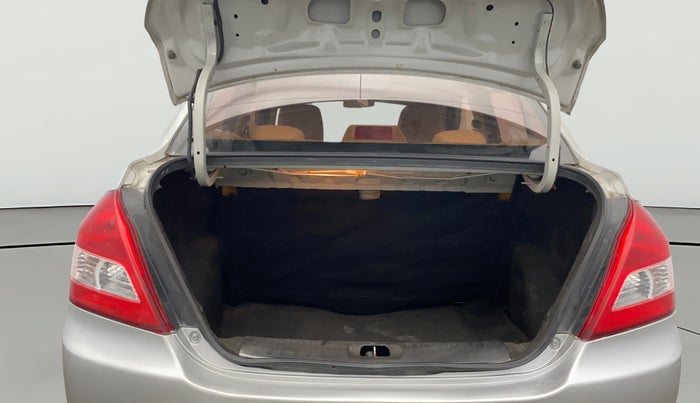 2016 Maruti Swift Dzire VDI, Diesel, Manual, 1,11,848 km, Boot Open Zoomed View