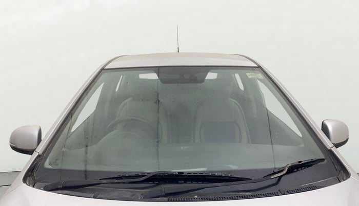 2014 Hyundai i20 ASTA 1.4 CRDI, Diesel, Manual, 72,867 km, Front Windshield