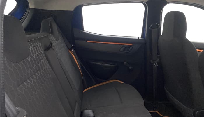 2018 Renault Kwid CLIMBER 1.0 AMT, Petrol, Automatic, 31,434 km, Right Side Rear Door Cabin