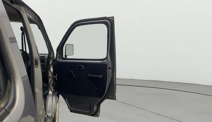 2017 Maruti Eeco 7 STR, Petrol, Manual, 13,946 km, RHS Front Door