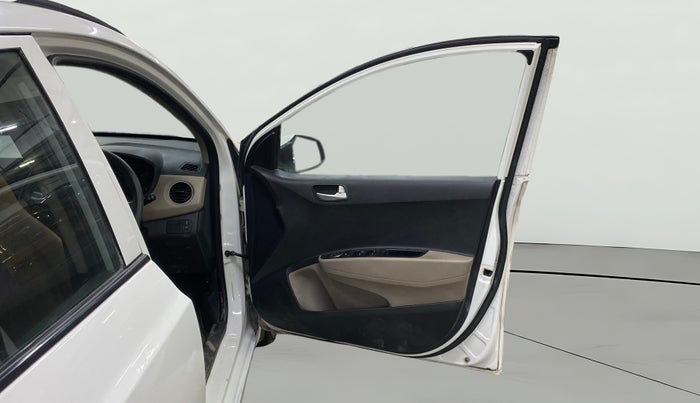 2017 Hyundai Grand i10 SPORTZ 1.2 KAPPA VTVT, Petrol, Manual, 59,686 km, RHS Front Door