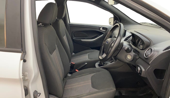 2018 Ford FREESTYLE TREND 1.2 PETROL, Petrol, Manual, 62,645 km, Right Side Front Door Cabin