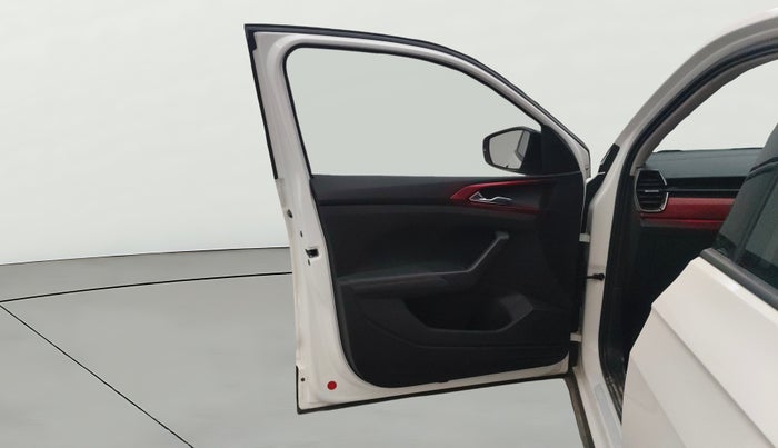 2023 Skoda KUSHAQ  MONTE CARLO 1.0L TSI MT, Petrol, Manual, 22,401 km, LHS Front Door