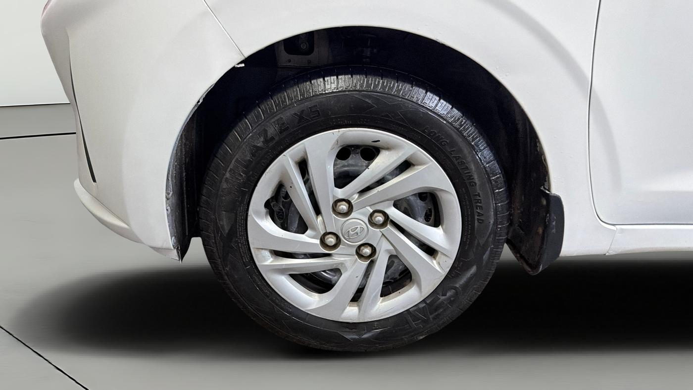 2020 Hyundai AURA S 1.2 CNG, CNG, Manual, 66,943 km, Left Front Wheel