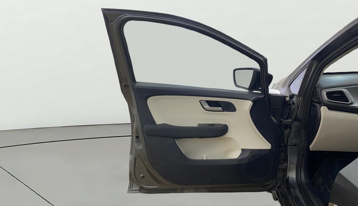 2024 Tata ALTROZ XZ PETROL, Petrol, Manual, 6,794 km, LHS Front Door