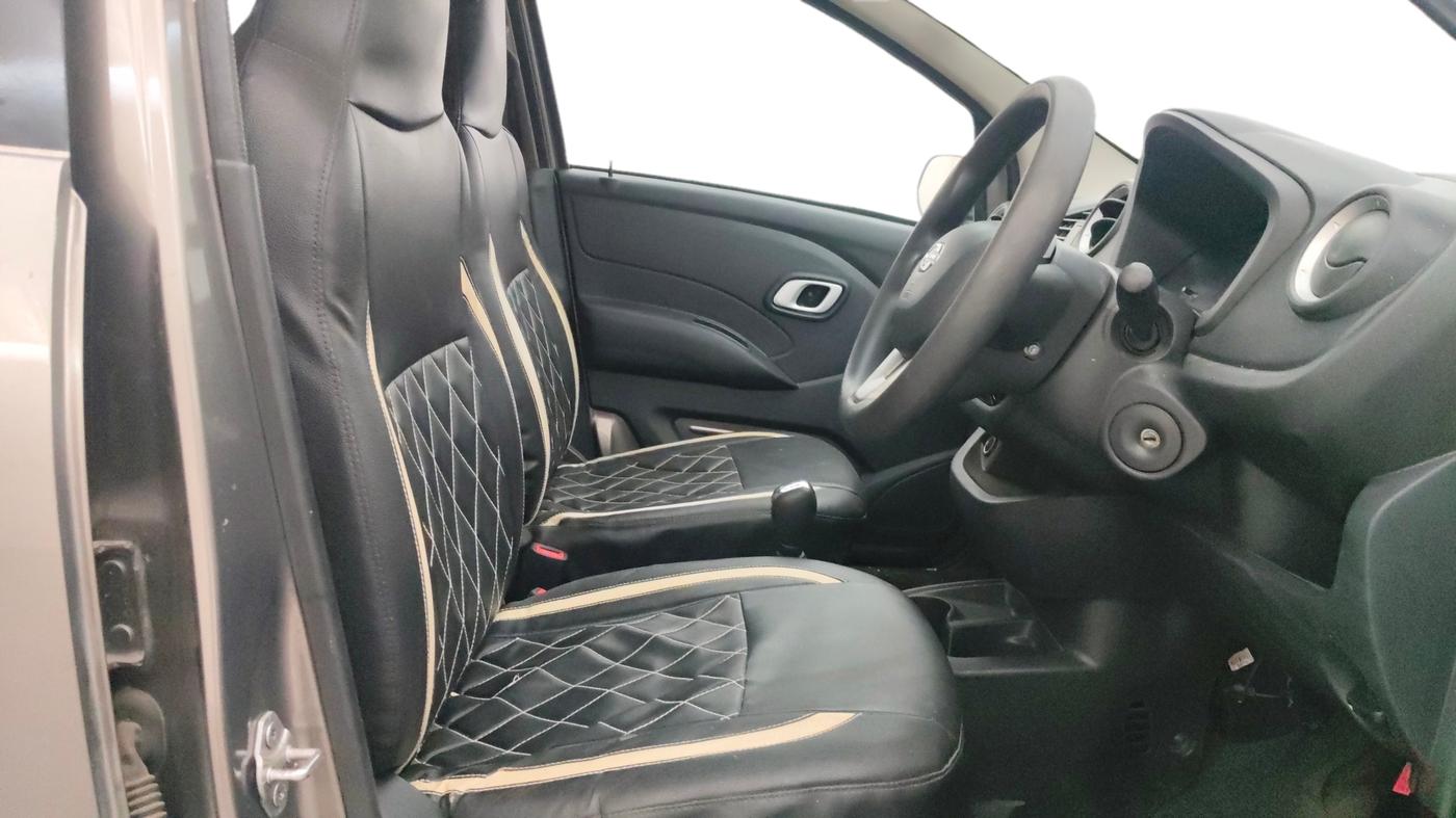 2018 Datsun Redi Go S 1.0 AMT, Petrol, Automatic, 67,800 km, Right Side Front Door Cabin