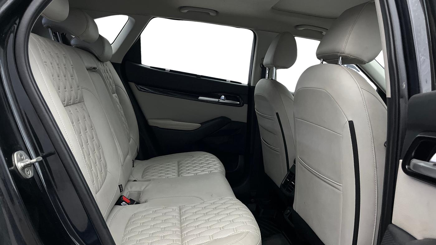 2021 KIA SELTOS HTX IVT 1.5 PETROL, Petrol, Automatic, 70,524 km, Right Side Rear Door Cabin