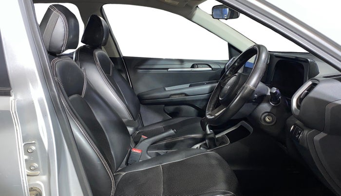 2022 KIA SONET HTE 1.5, Diesel, Manual, 35,394 km, Right Side Front Door Cabin