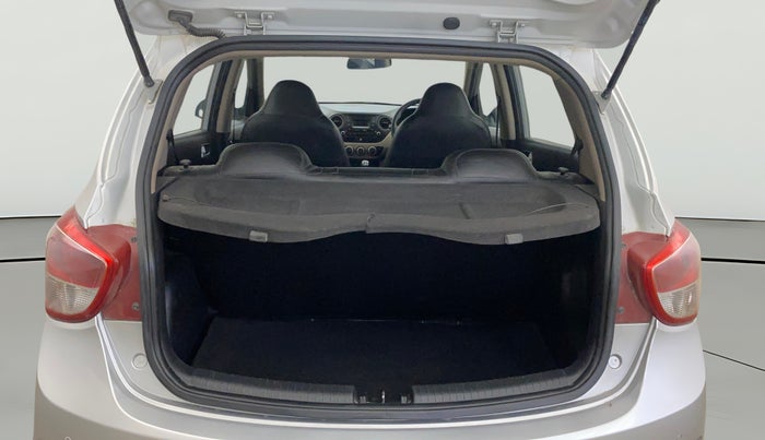 2016 Hyundai Grand i10 SPORTZ 1.2 KAPPA VTVT, Petrol, Manual, 85,455 km, Boot Open Zoomed View